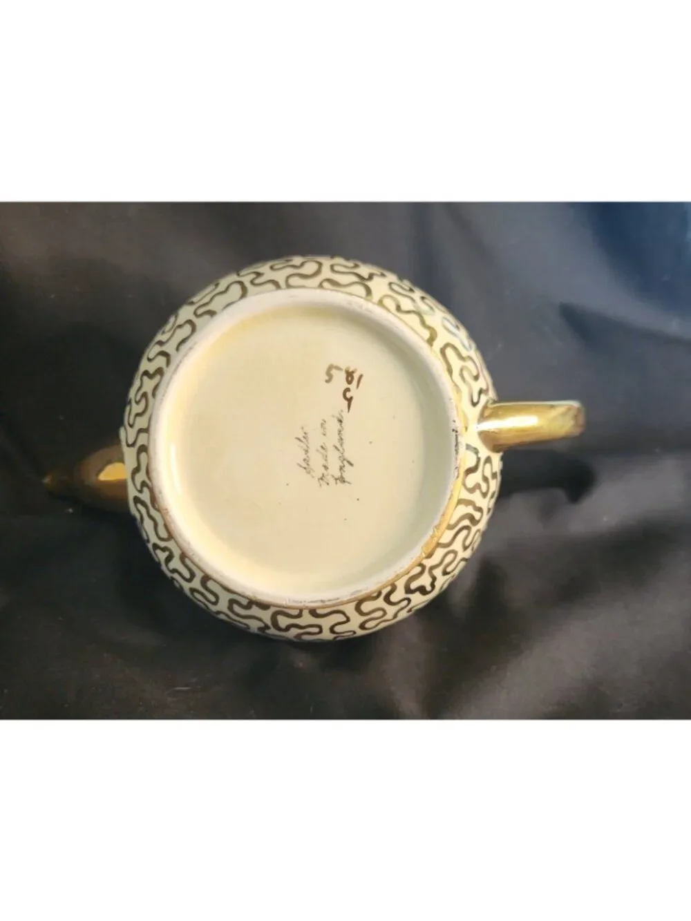 Vintage Sadler Tea Pot, Burslem, Stoke-on-Trent, England Gold Squiggles on Cream